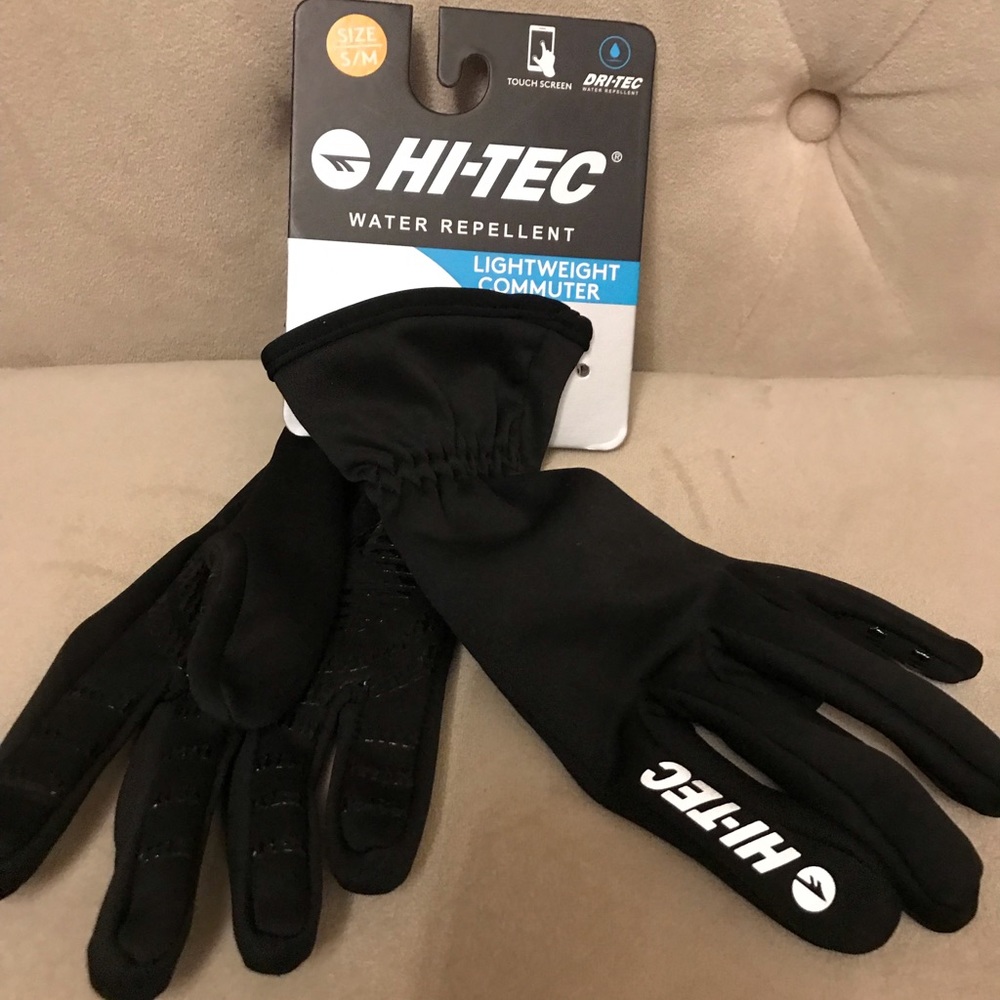 Hi-Tec gloves